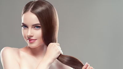 चमकदार और मुलायम बाल चाहिए तो फॉलो करें ये 5 हेल्&zwj;दी आदतें 