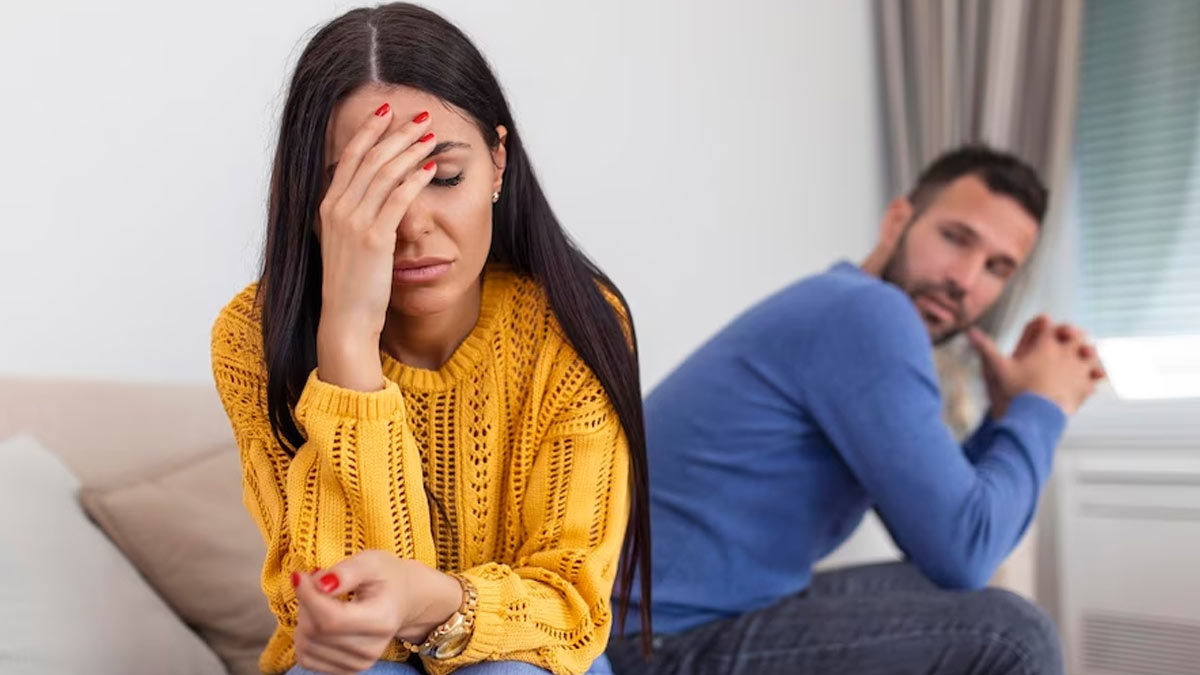 Is Your Partner&rsquo;s Anxiety Affecting Your Marriage? Expert Shares Helpful Tips To Save Your Relationship