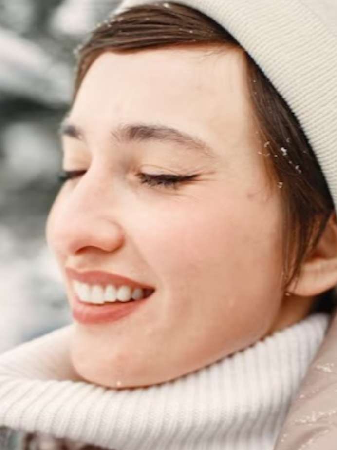 குளிர் காலத்திலும் முகம் பிரகாசிக்க.... இந்த தவறுகளை மட்டும் செய்யாதீங்க!