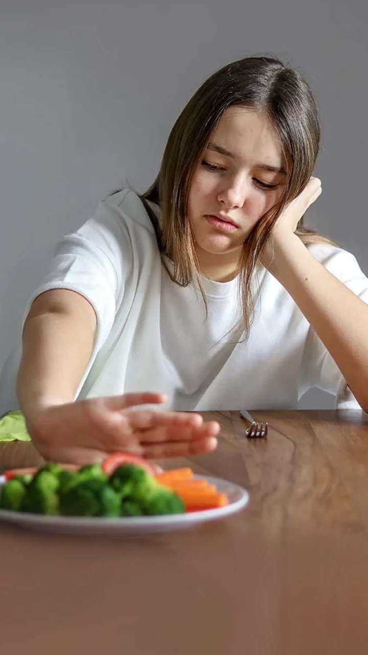 ये 2 चीजें एक साथ खाएंगे तो होंगे समय से पहले बूढ़े